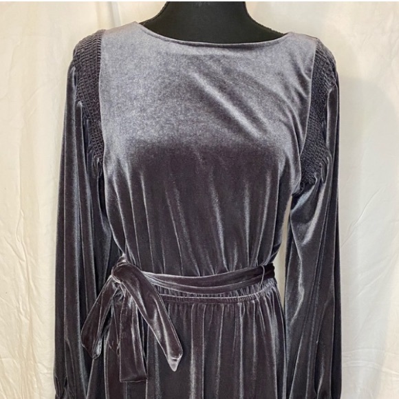 NWT Calvin Klein Balloon Sleeves Velvet Dress - Picture 3 of 14